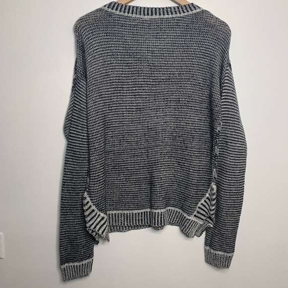 Route 66 Open Knit Long Sleeve V Neck Sweater - Picture 7 of 8